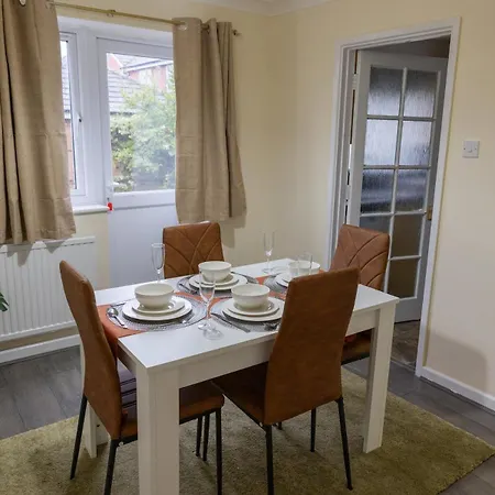 Apartament Modern 3bed-rooms Bradley Stoke Detached-house Free-parking Wifi Sleeps5 *