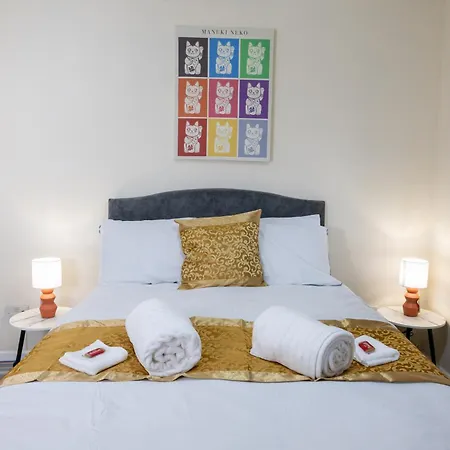 Modern 3bed-rooms Bradley Stoke Detached-house Free-parking Wifi Sleeps5