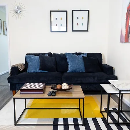 アパート Modern 3bed-rooms Bradley Stoke Detached-house Free-parking Wifi Sleeps5 *