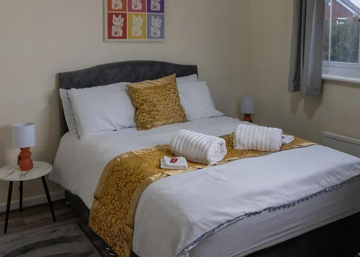 Апартаменти Modern 3bed-rooms Bradley Stoke Detached-house Free-parking Wifi Sleeps5 Бристоль