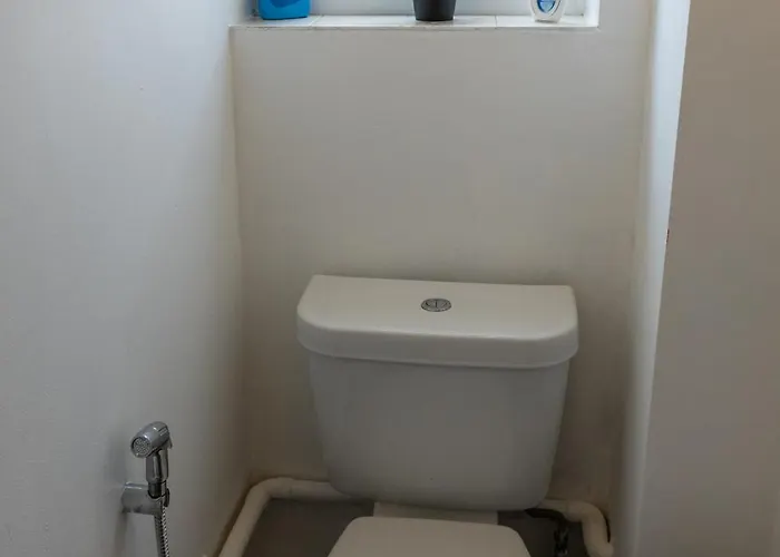 Modern 3bed-rooms Bradley Stoke Detached-house Free-parking Wifi Sleeps5 *