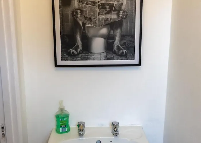 Modern 3bed-rooms Bradley Stoke Detached-house Free-parking Wifi Sleeps5 Бристоль