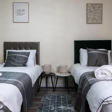 Apartman Modern 3bed-rooms Bradley Stoke Detached-house Free-parking Wifi Sleeps5