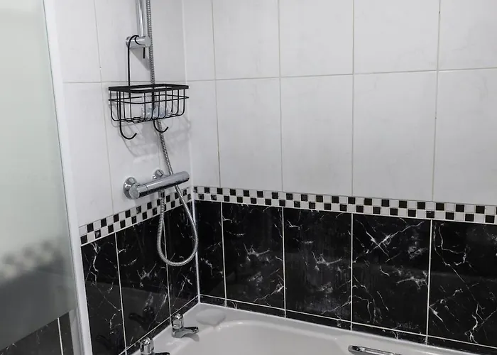 Modern 3bed-rooms Bradley Stoke Detached-house Free-parking Wifi Sleeps5 Apartman